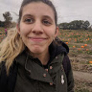 Meet your Posher, Danielle